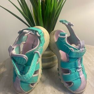 Cat & Jack green and white Sporty Sandals